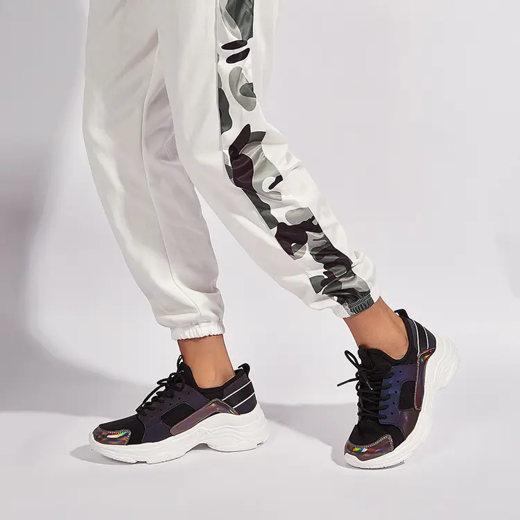 2021 Stylish Unique Reflective Design Wholesale Platform Sport Shoes Women Men's Fashion Sneakers